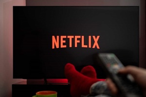 Netflix зупиняє роботу в росії через її вторгнення в Україну