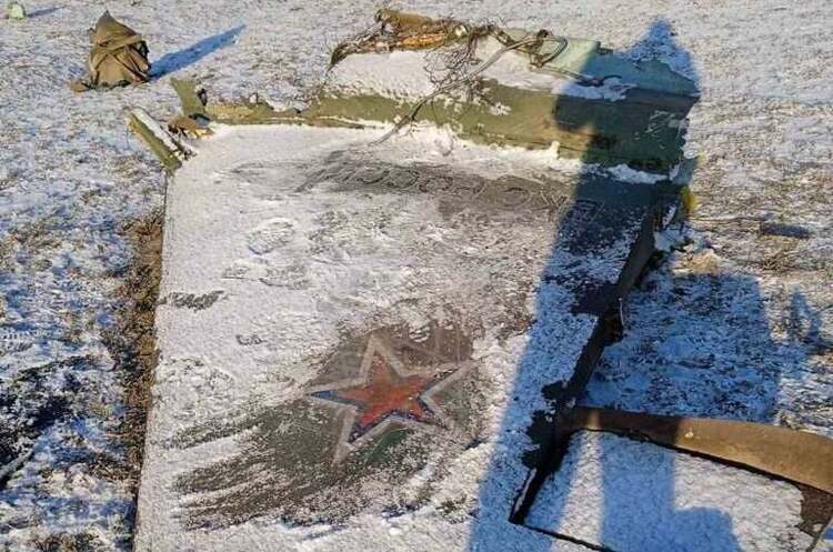 За 15-ту добу війни – 10 уражень Су-25 і Су-34 та дві колони техніки окупантів За 15-ту добу війни – 10 уражень Су-25 і Су-34 та дві колони техніки окупантів