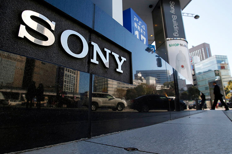 Sony Pictures приостановила бизнес в России