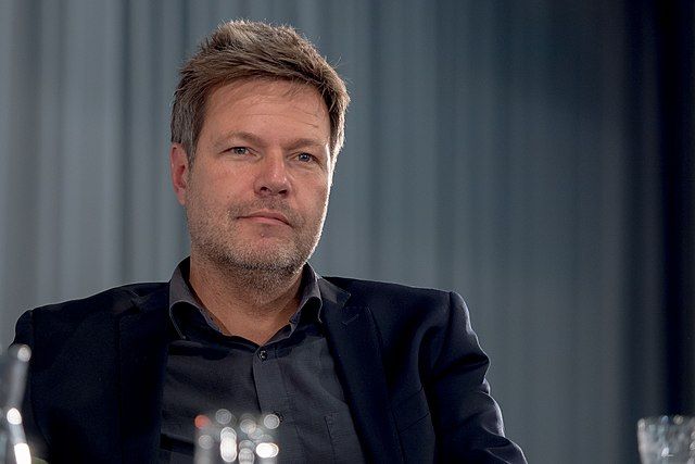 «Ми повинні визнати, що у своїй позиції були непослідовними» — віцеканцлер Німеччини Роберт Габек «Ми повинні визнати, що у своїй позиції були непослідовними» — віцеканцлер Німеччини Роберт Габек
