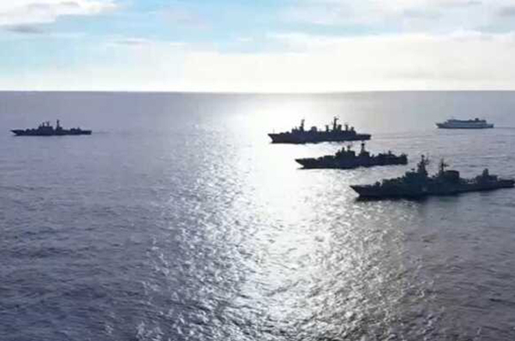 Окупанти обстріляли з кораблів морське узбережжя в районі Затоки Окупанти обстріляли з кораблів морське узбережжя в районі Затоки
