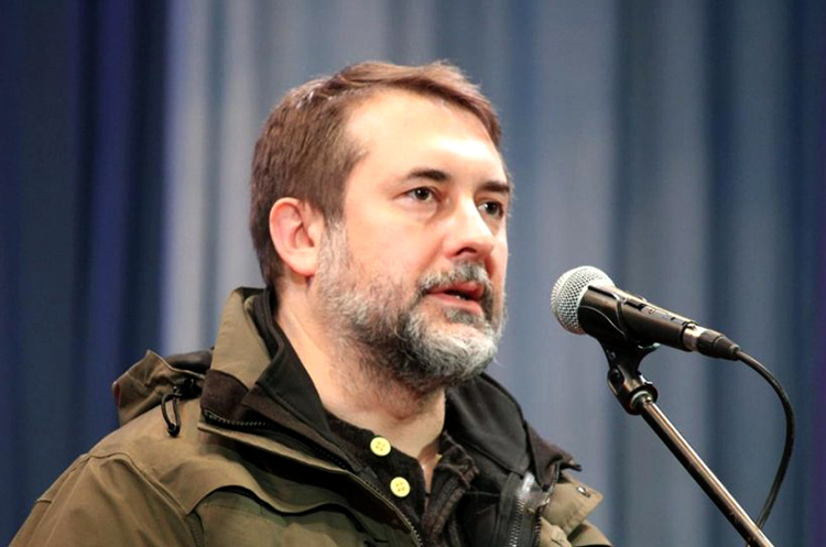 Голова Луганської ОДА Сергій Гайдай. Окупанти вбили 56 українців під час обстрілу будинку для людей похилого віку у Кремінній