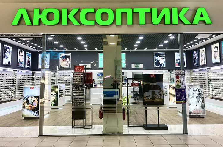«Люксоптика» видає контактні лінзи військовим «Люксоптика» видає контактні лінзи військовим