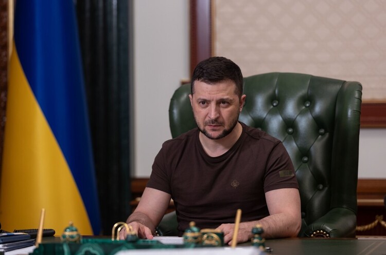 Зеленський готовий до переговорів з путіним, але каже, якщо вони проваляться – це призведе до Третьої світової Зеленський готовий до переговорів з путіним, але каже, якщо вони проваляться – це призведе до Третьої світової