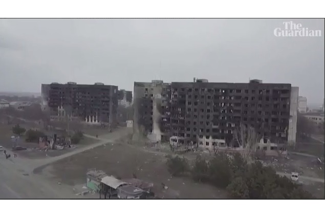 фото The Guardian Сім військових кораблів почали обстріл Маріуполя – Пентагон
