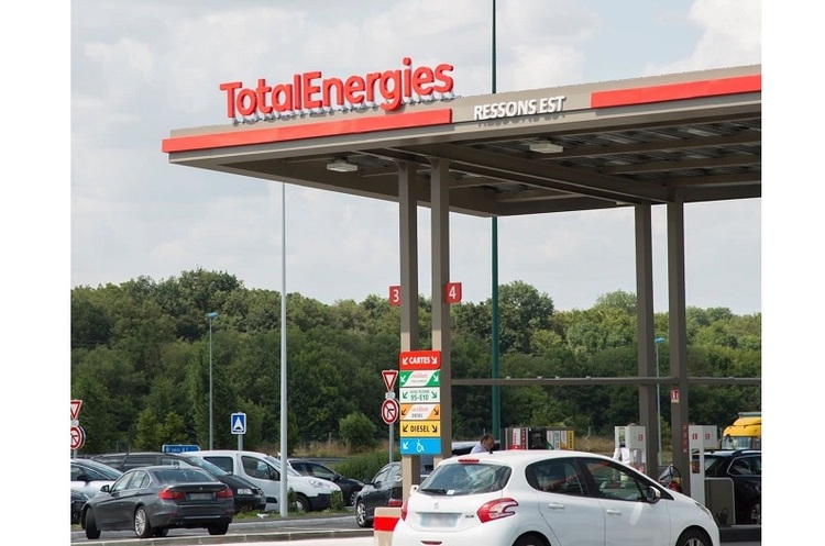 totalenergies.com TotalEnergies через суспільний тиск відмовилася від закупівлі нафти в росії