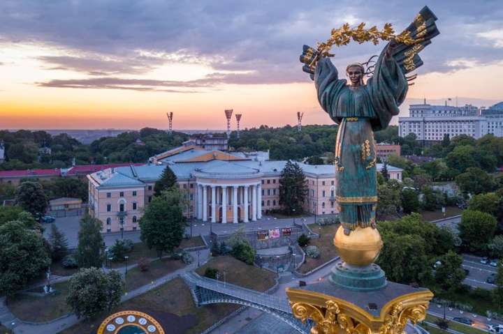 КМДА: у столиці встановлюють захисні конструкції для пам’яток культурної спадщини КМДА: у столиці встановлюють захисні конструкції для пам’яток культурної спадщини
