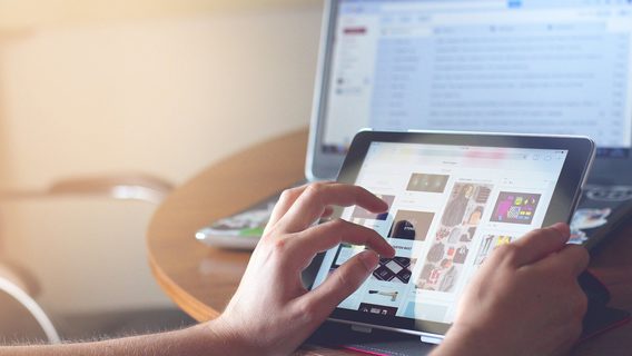 Фото: dev.ua Верховна Рада дозволила тестувати державні інформаційні системи незалежним IT-фахівцям