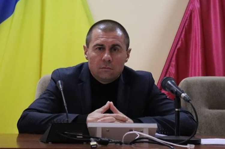 Глава города Дергачев Вячеслав Задоренко Российские оккупанты нанесли бомбовый удар с беспилотников по центру города Дергачи