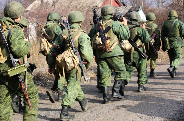 Окупанти намагаються оточити сили ЗСУ на Донбасі – Міноборони Великої Британії Окупанти намагаються оточити сили ЗСУ на Донбасі – Міноборони Великої Британії