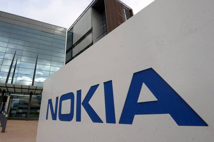 Фото: Stone Forest За останню добу Nokia припинила постачання до росії, а TikTok заборонив росіянам викладати ролики