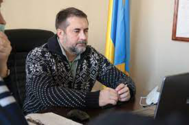 Голова Луганської області державної адміністрації Сергій Гайдай. За добу ЗСУ відбили сім ворожих атак на Луганщині