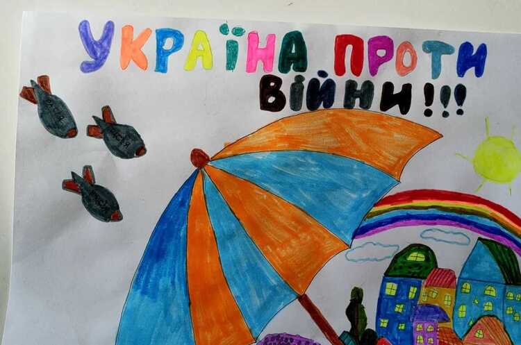 Під Ізюмом ЗСУ збили ще дві ворожі повітряні цілі Під Ізюмом ЗСУ збили ще дві ворожі повітряні цілі