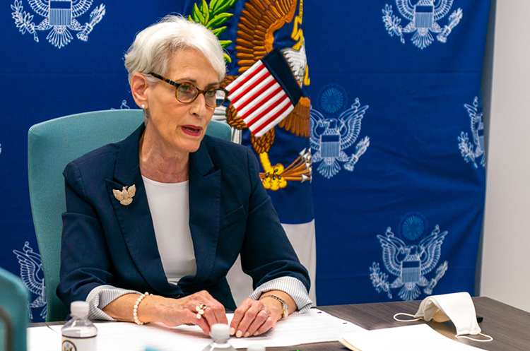 Перша заступниця держсекретаря США Венді Шерман. США: росія блокує в Чорному морі понад 90 суден із продовольством