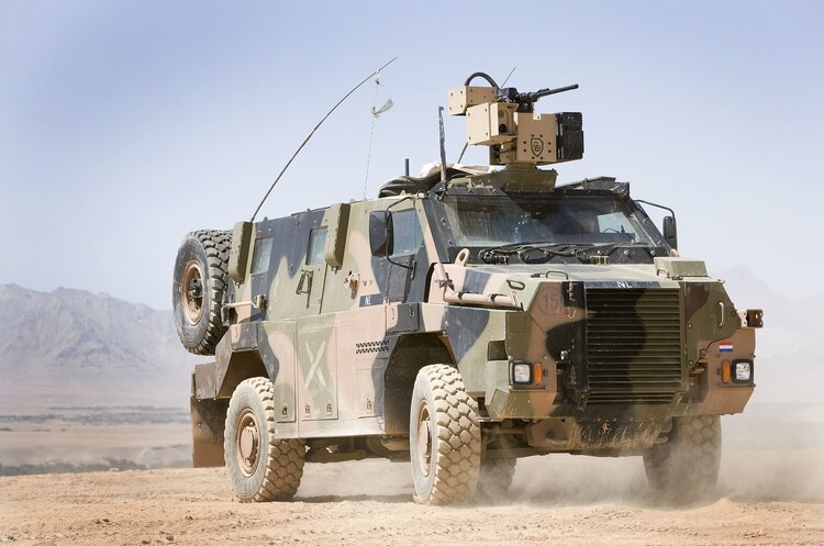 Австралія направить Україні бронетранспортери Bushmaster Австралія направить Україні бронетранспортери Bushmaster