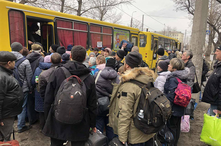 2 квітня в Україні знову відбуватиметься евакуація мирного населення 2 квітня в Україні знову відбуватиметься евакуація мирного населення