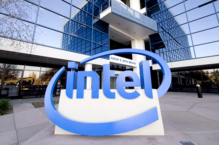Intel зупиняє діяльність у росії Intel зупиняє діяльність у росії