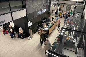IT-   : Intellias  ,  볺     