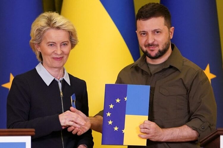 Урсула Ван дер Ляєн і Володимир Зеленський під час зустрічі в Києві «Тут починається ваш шлях до Євросоюзу» – Урсула фон дер Ляєн