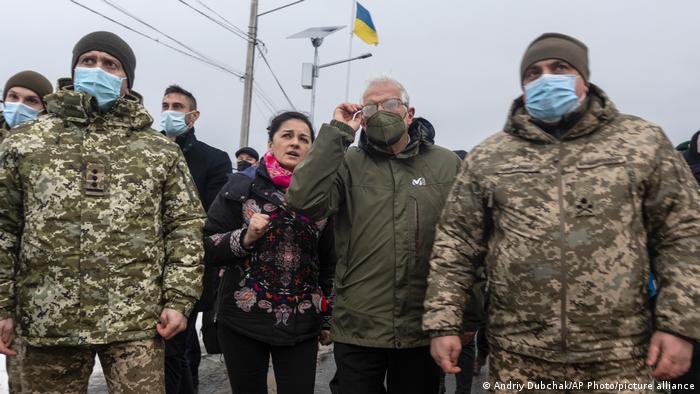 Боррель закликав країни ЄС постачати Україні всю необхідну зброю Боррель закликав країни ЄС постачати Україні всю необхідну зброю