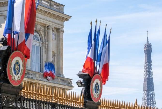фото DR Франція «після довгого розслідування» викрила 6 російських шпигунів «під дипломатичним прикриттям»