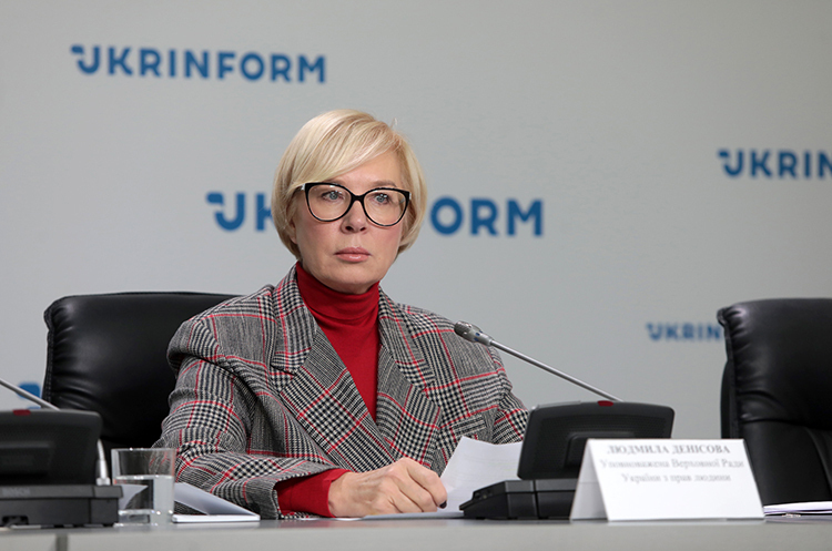 Уповноважена з прав людини Верховної Ради України Людмила Денісова Погоджено дев’ять гуманітарних коридорів на 14 квітня – Денісова