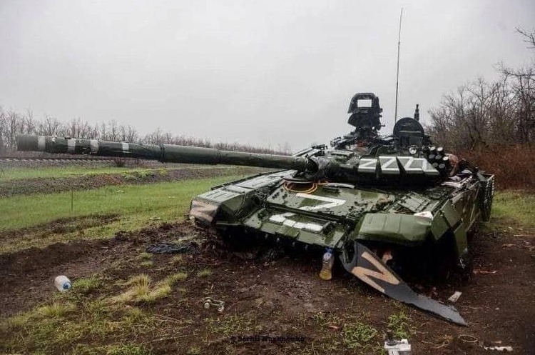 Основні зусилля ворог зосереджує на спробах захоплення населених пунктів Попасна і Рубіжне. Успіху не має – Генштаб ЗСУ Основні зусилля ворог зосереджує на спробах захоплення населених пунктів Попасна і Рубіжне. Успіху не має – Генштаб ЗСУ