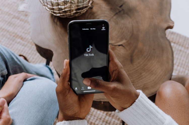 Фото: Pexels TikTok видалив свій застосунок в AppStore для росіян та білорусів