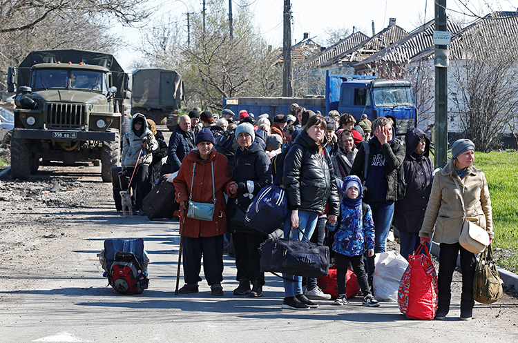 Вчора гумкоридором із Маріуполя виїхали 4 евакуаційні автобуси – Верещук Вчора гумкоридором із Маріуполя виїхали 4 евакуаційні автобуси – Верещук