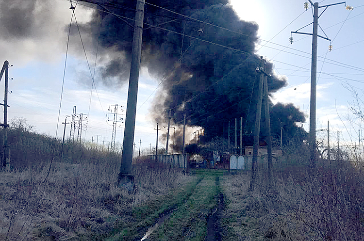 Вибух на станції «Красне». Окупанти завдали ракетного удару по Львівщині