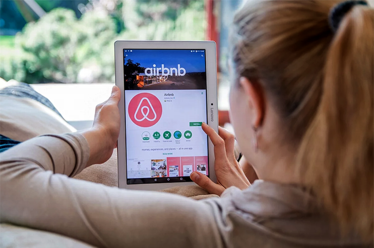 Airbnb домовився з власниками житла про прихисток українських переселенців Airbnb домовився з власниками житла про прихисток українських переселенців