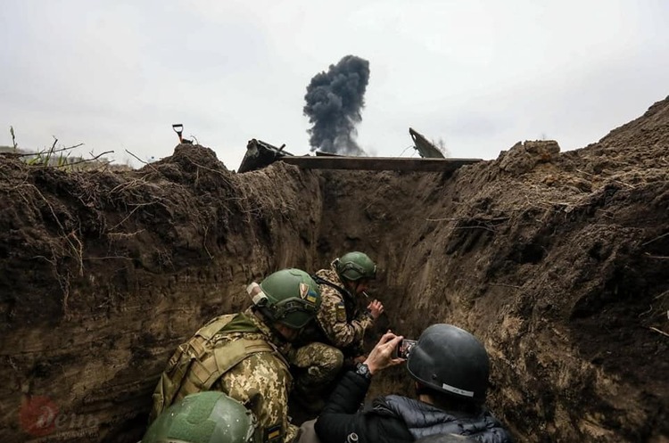 Российские оккупанты пытаются разрушить пути поставки военно-технической помощи от государств-партнеров Украины Российские оккупанты пытаются разрушить пути поставки военно-технической помощи от государств-партнеров Украины