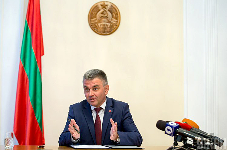 Президент непризнанного Приднестровья Вадим Красносельский Делегации Молдовы и непризнанного Приднестровья встретились для переговоров