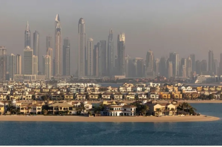 Багаті росіяни намагаються обміняти свою лондонську нерухомість на житло в Дубаї, щоби обійти санкції – FT