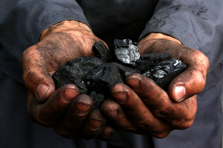 Запорізька ТЕС в Енергодарі зупинила роботу через закінчення запасів вугілля