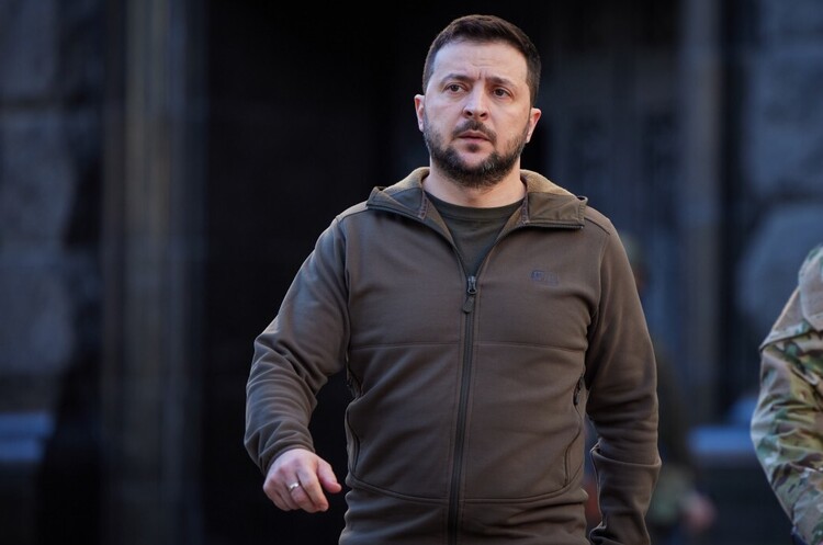Президент Володимир Зеленський Зеленський: Статус кандидата в члени ЄС варто надати Україні негайно