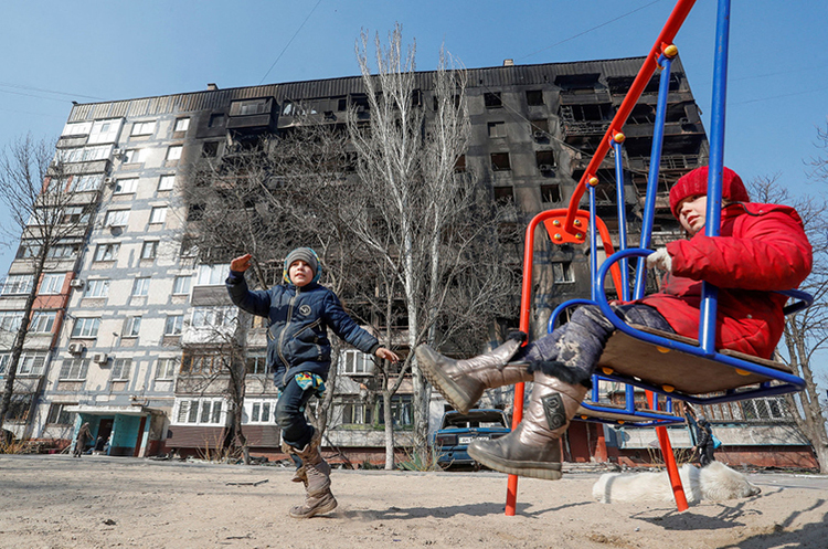 Фото ілюстративного характеру. Окупанти змушують банкірів та вихователів дитсадків з Донецька їхати в Маріуполь