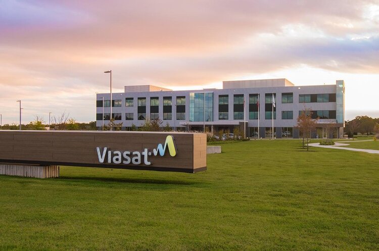 ЄС та США звинувачують росію у кібератаці на супутникову інтернет-компанію Viasat перед вторгненням