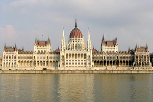 Парламент Угорщини переобрав Віктора Орбана на посаді прем’єр-міністра