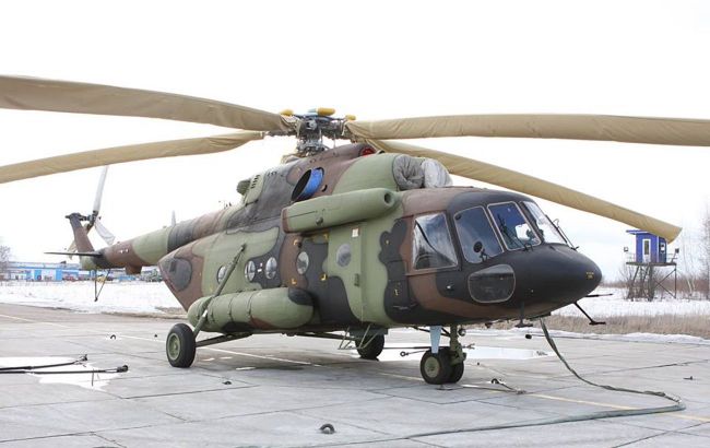 Три вертольоти Мі-17 прибули зі США в Україну Три вертольоти Мі-17 прибули зі США в Україну