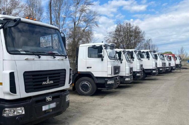 Київська прокуратура передала АРМА 20 вантажівок «МАЗ»