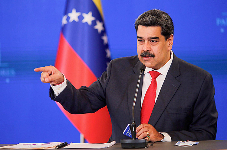 США зняли обмеження на нафтові операції у Венесуелі