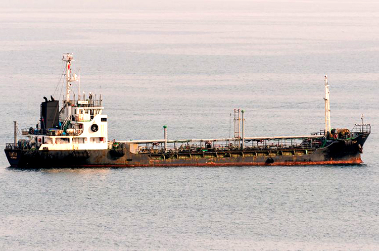 У морі через санкції застрягла рекордна кількість російської нафти – Reuters У морі через санкції застрягла рекордна кількість російської нафти – Reuters