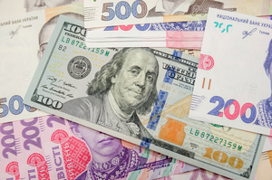 У гонитві за гривнею: плюси та мінуси валютних рішень НБУ