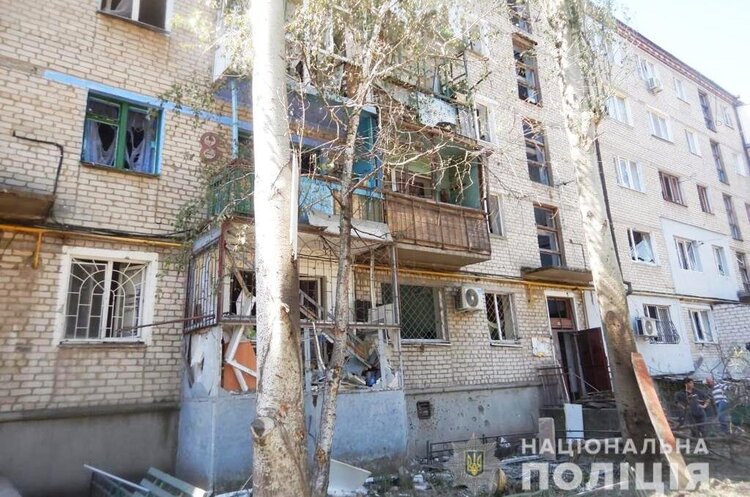 Унаслідок ворожих обстрілів по Миколаєву та області пошкоджено 15 об'єктів цивільної інфраструктури Унаслідок ворожих обстрілів по Миколаєву та області пошкоджено 15 об'єктів цивільної інфраструктури