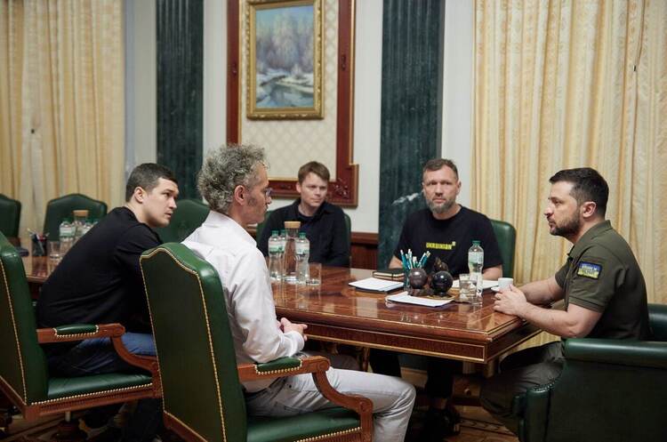 Світовий лідер з розробки ПЗ Palantir планує відкрити офіс в Україні Світовий лідер з розробки ПЗ Palantir планує відкрити офіс в Україні