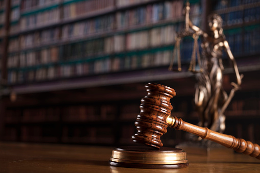 Суд визнав законним зарахування ПриватБанку зустрічних вимог щодо зобов'язань за кредитами ТОВ «Приватофіс» Суд визнав законним зарахування ПриватБанку зустрічних вимог щодо зобов'язань за кредитами ТОВ «Приватофіс»