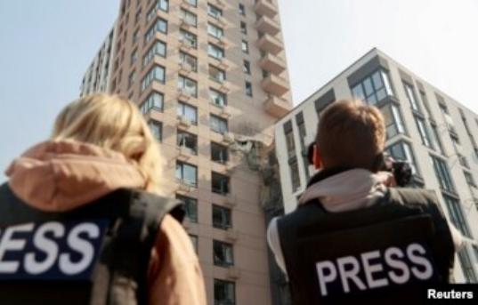 фото Reuters Під Сєверодонецьком постраждали двоє журналістів Reuters і загинув водій