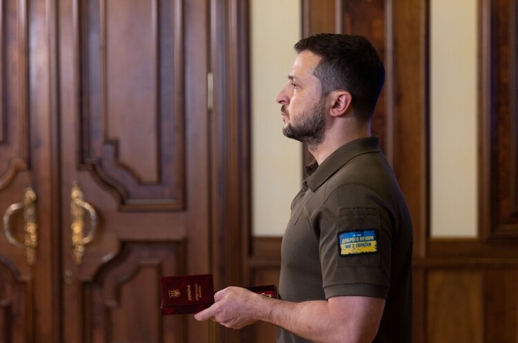 Фото: Офіс Президента України Західні політики і медіа починають штовхати Україну до миру, на умовах, вигідних росії — Зеленський