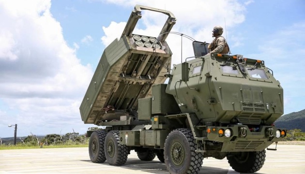 HIMARS США почали навчати українських військових використанню ракетних систем HIMARS